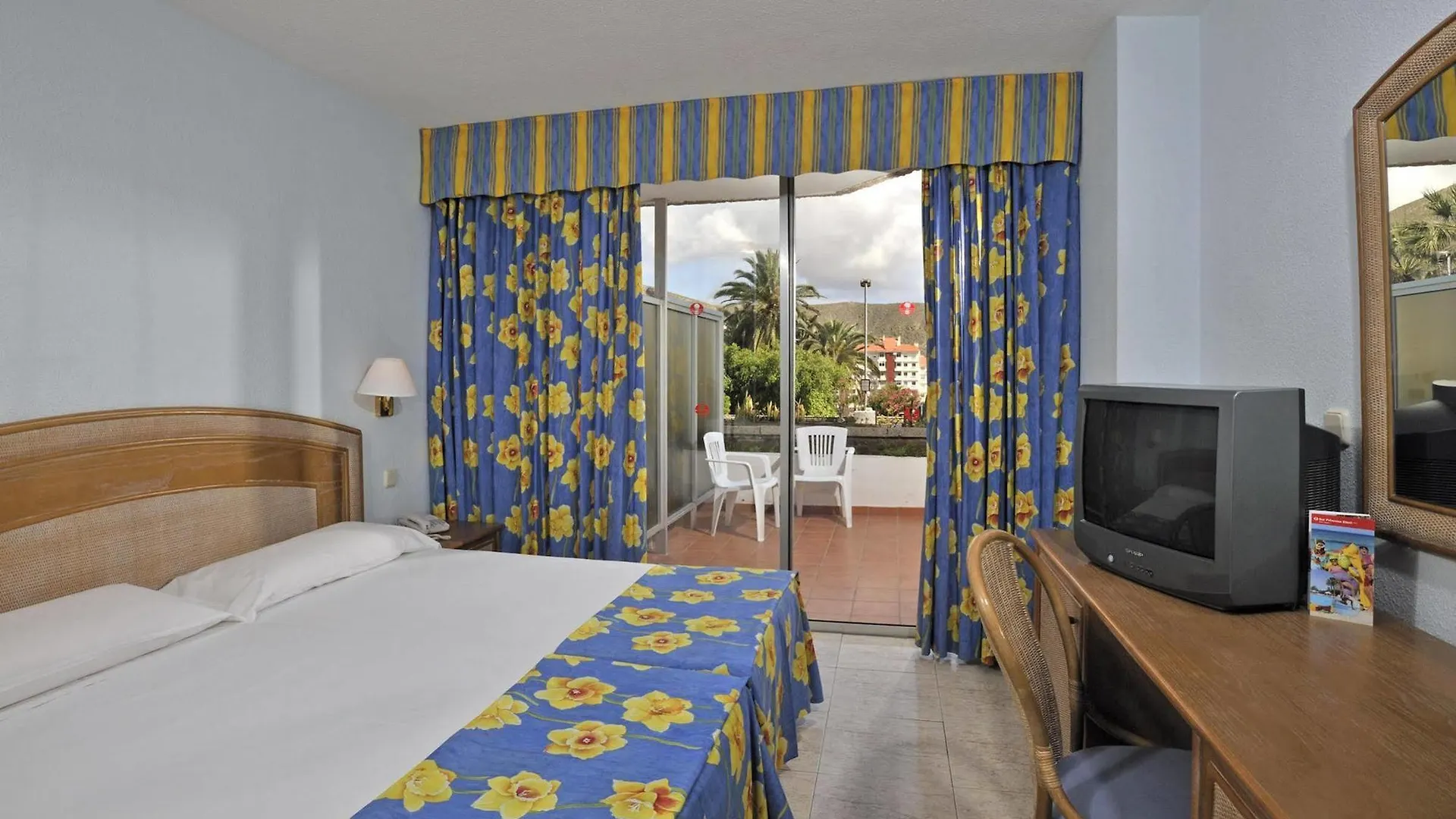 Sol Arona Tenerife Лос Кристианос 3*,